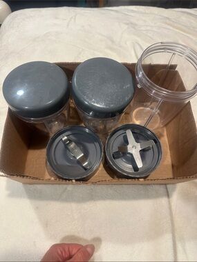 Nutribullet accessories (no base)